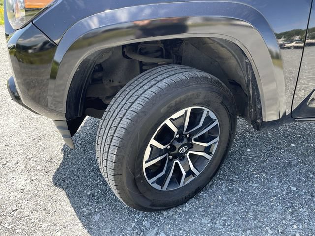 Certified 2023 Toyota Tacoma TRD Sport w/ Technology Package AWD/4WD image 10