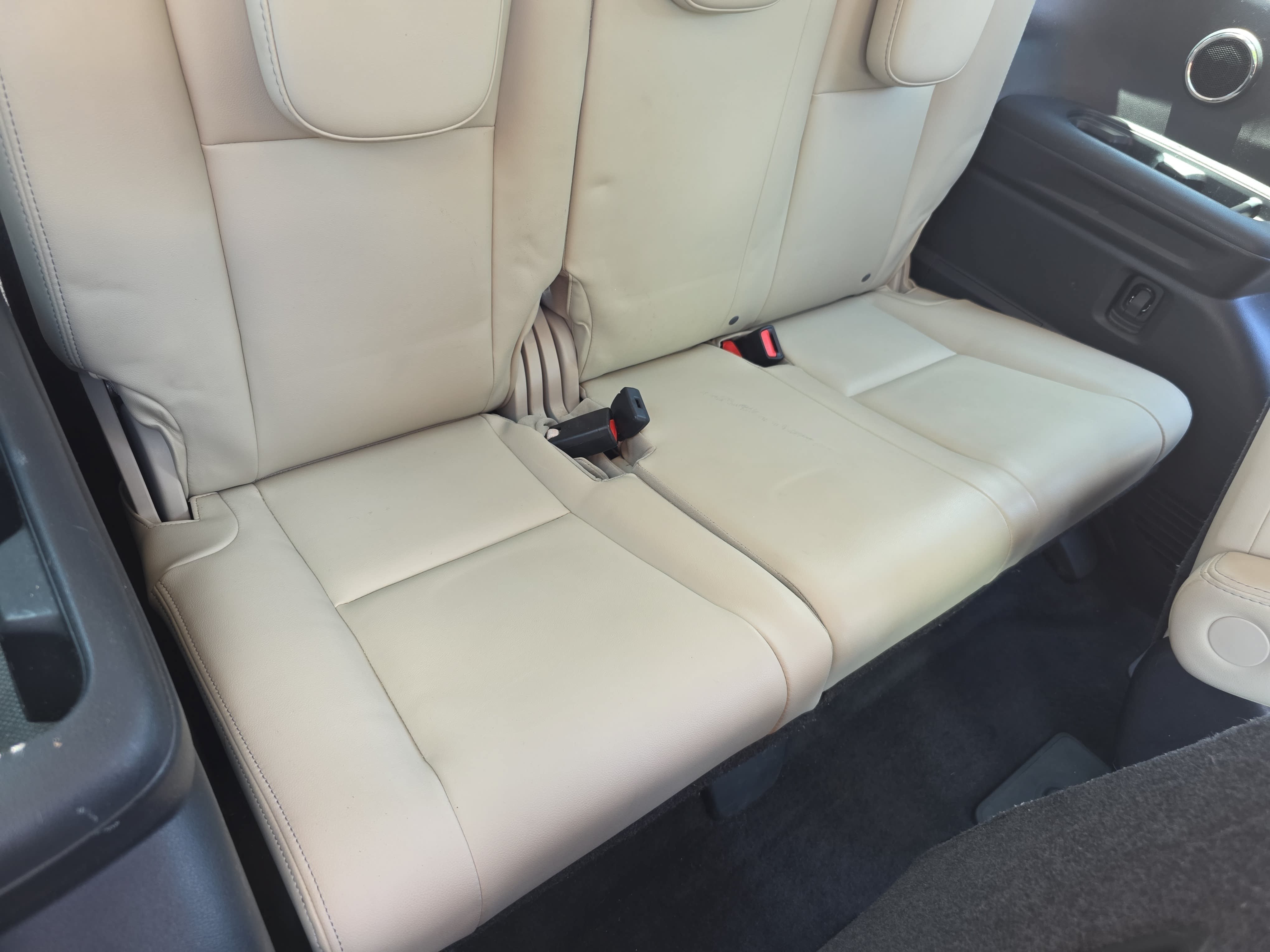 Used 2019 Subaru Ascent Limited AWD/4WD image 12