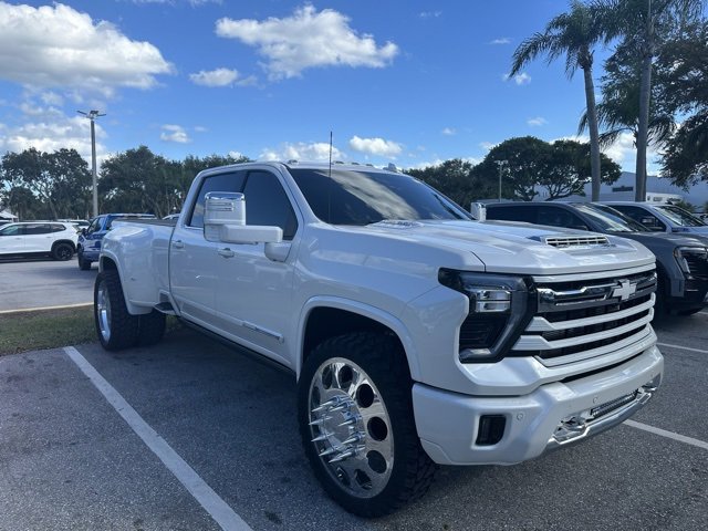 Certified 2024 Chevrolet Silverado 3500 High Country w/ Technology Package