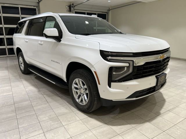New 2025 Chevrolet Suburban LS w/ Max Trailering Package RWD image 7