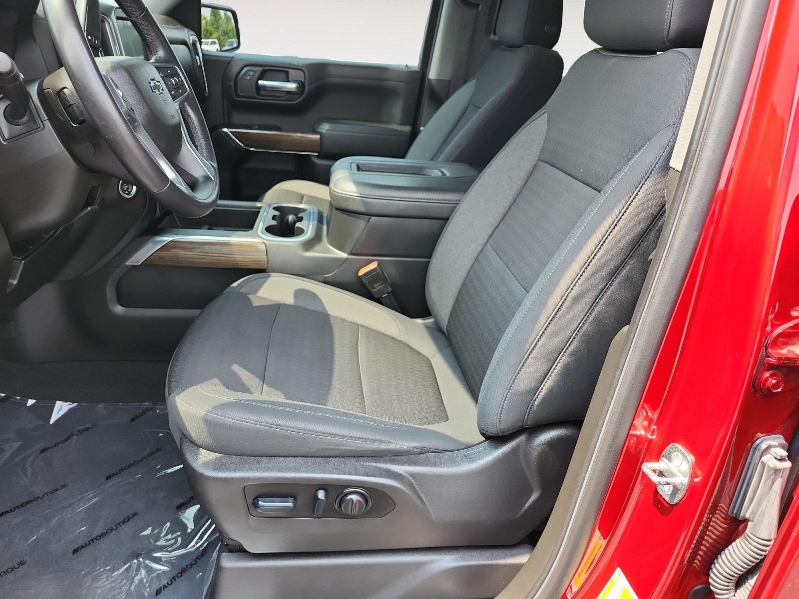 Used 2022 Chevrolet Silverado 1500 RST AWD/4WD image 10