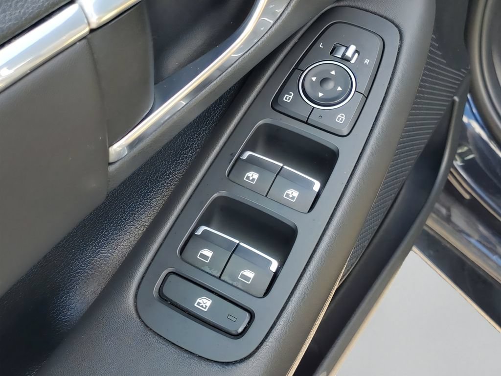 Used 2023 Hyundai Sonata SEL w/ Cargo Package FWD image 20
