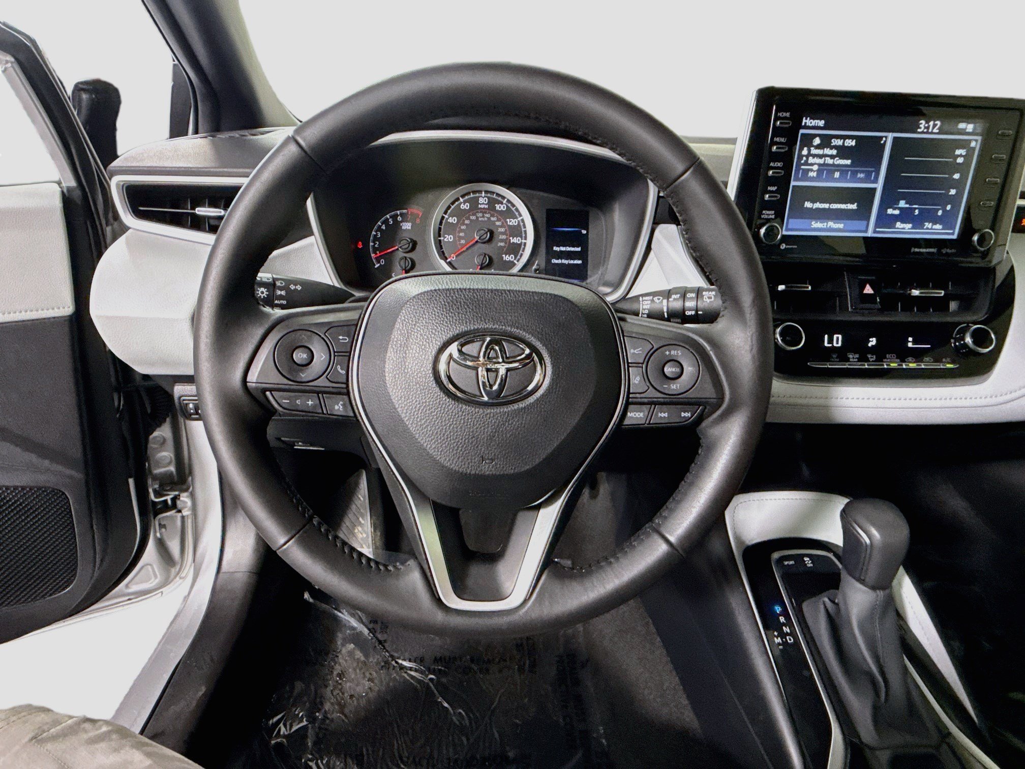 Used 2022 Toyota Corolla SE w/ SE Preferred Package FWD image 13