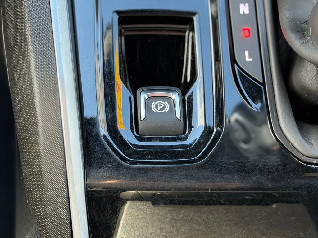 Used 2024 Chevrolet Colorado LT w/ LT Convenience Package image 18