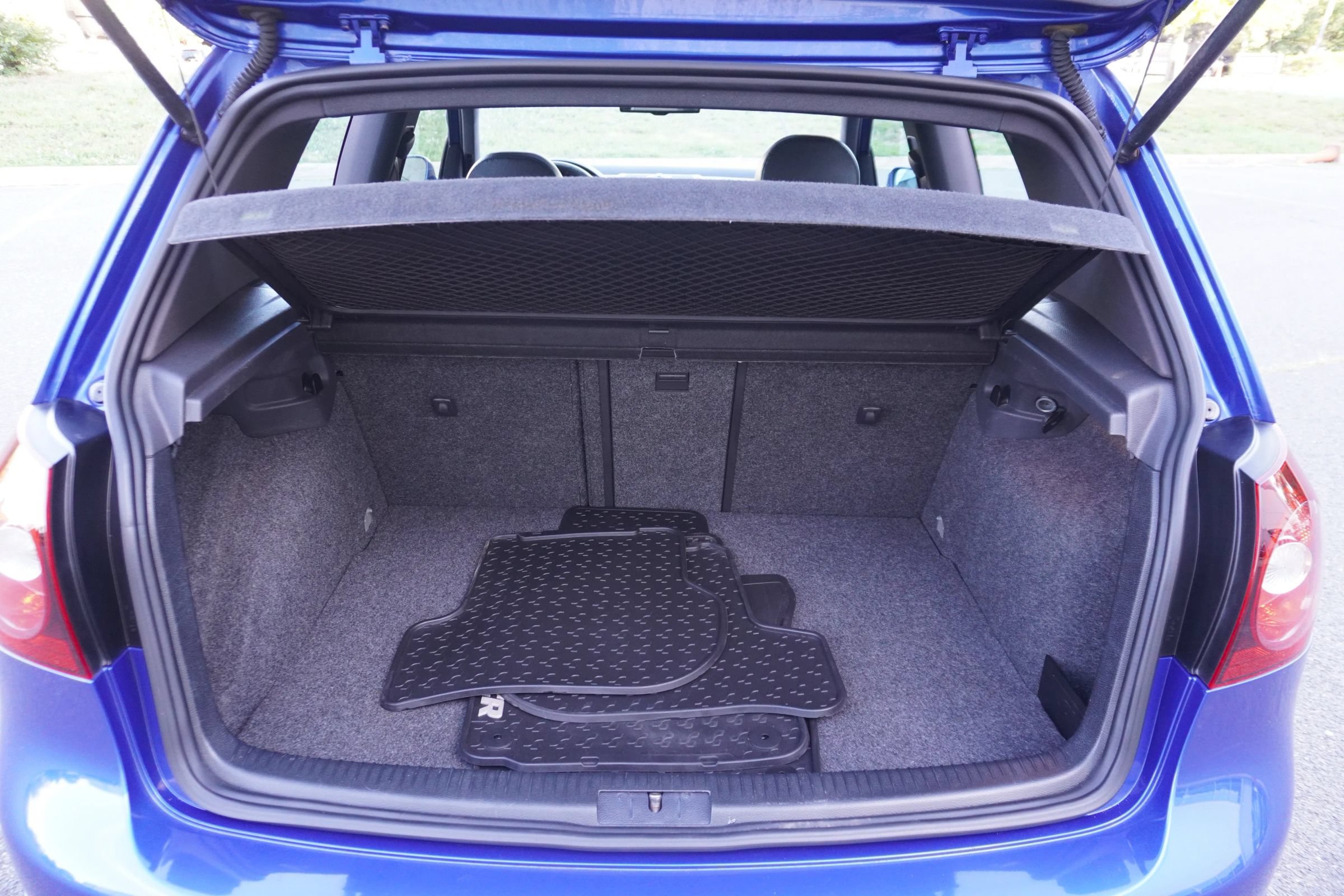 Used 2008 Volkswagen R32 AWD/4WD image 22