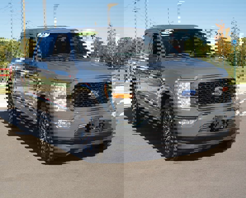 Used 2021 Ford F150 XL w/ STX Appearance Package image 2