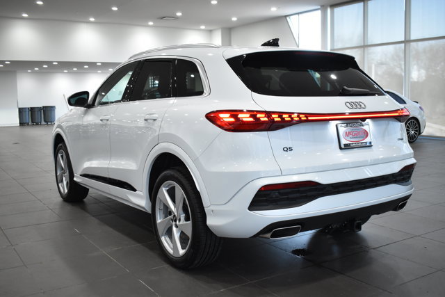 Used 2025 Audi Q5 Premium Plus w/ Premium Plus image 9