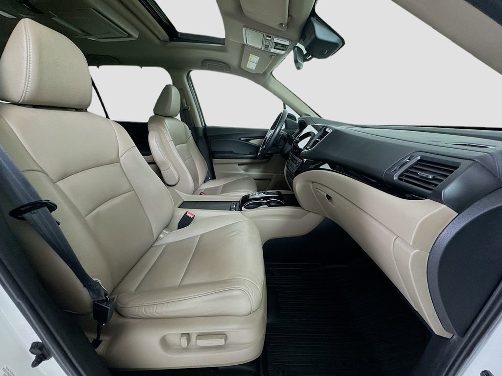 Used 2019 Honda Pilot Touring image 31