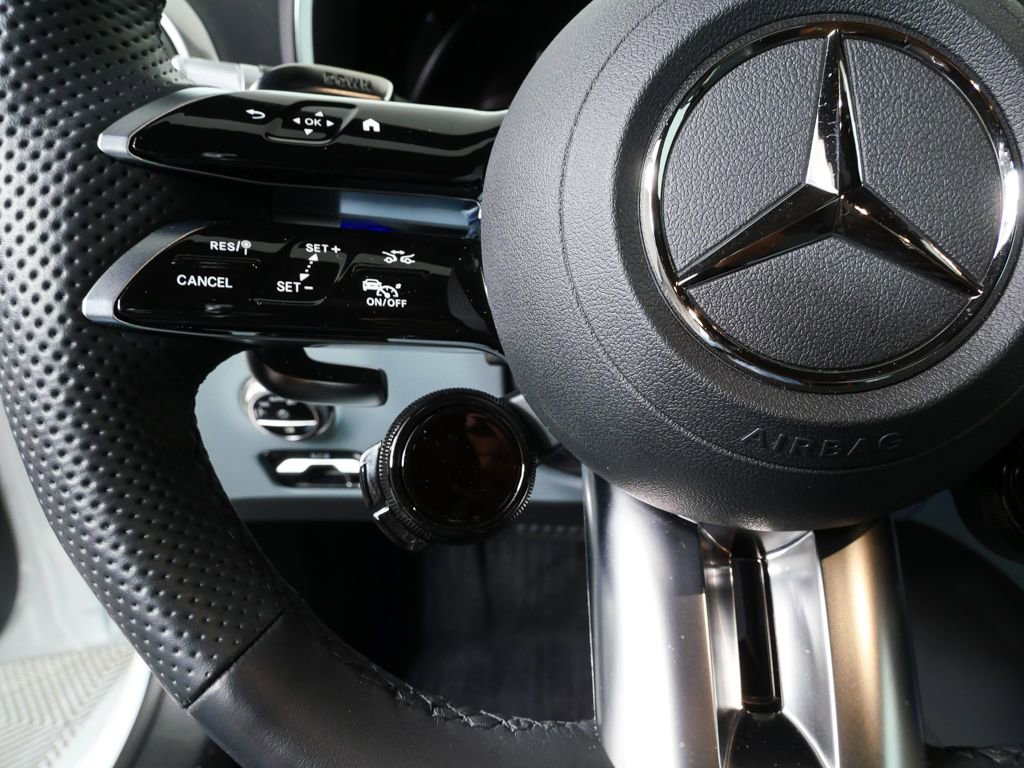 Used 2025 Mercedes-Benz AMG GT 43 image 10