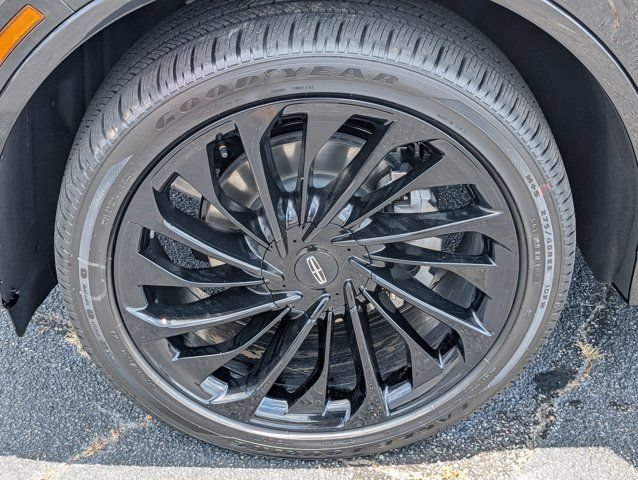 New 2026 Lincoln Aviator Reserve AWD/4WD image 13