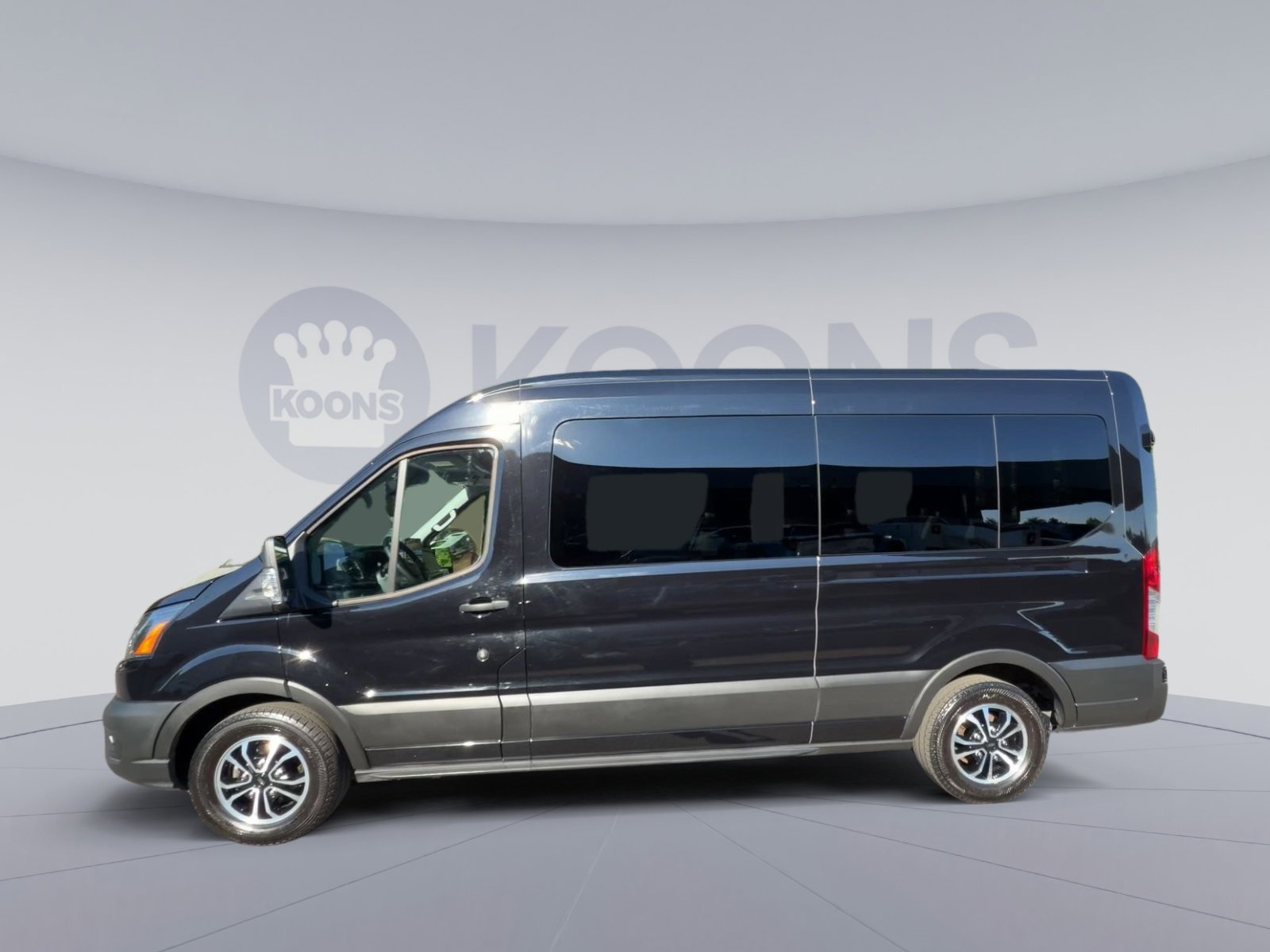 Used 2024 Ford Transit 350 XL image 11