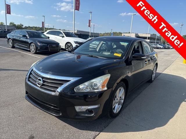 Used 2013 Nissan Altima 2.5 SL w/ Technology Pkg