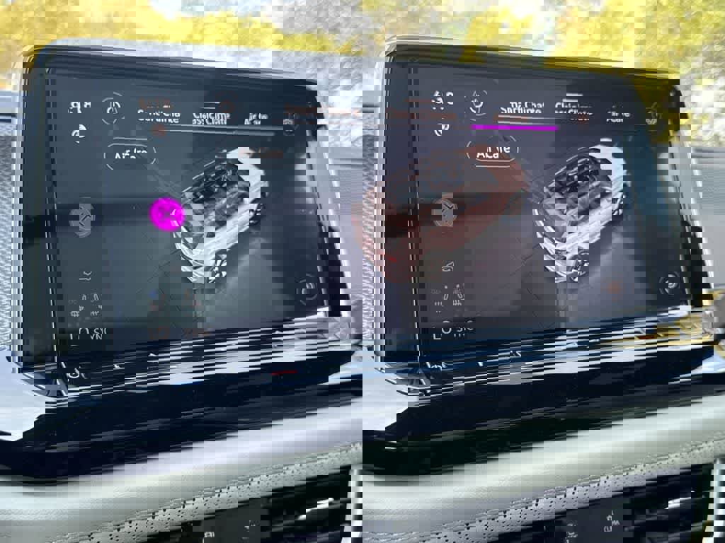 New 2026 Volkswagen Atlas Cross Sport SEL Premium R-Line image 20