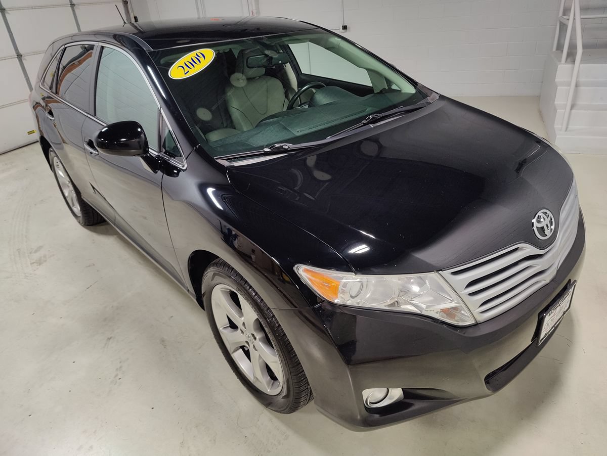 Used 2009 Toyota Venza w/ Comfort Pkg FWD image 2