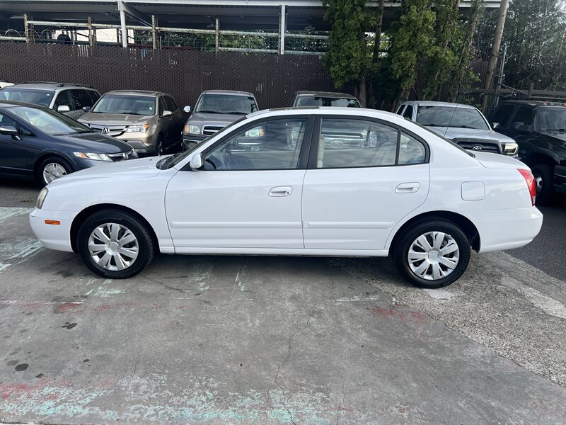 Used 2003 Hyundai Elantra GLS FWD image 2