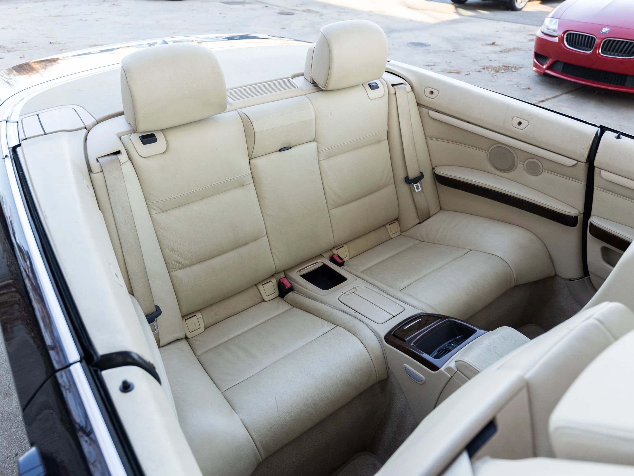 Used 2009 BMW 328i Convertible image 32