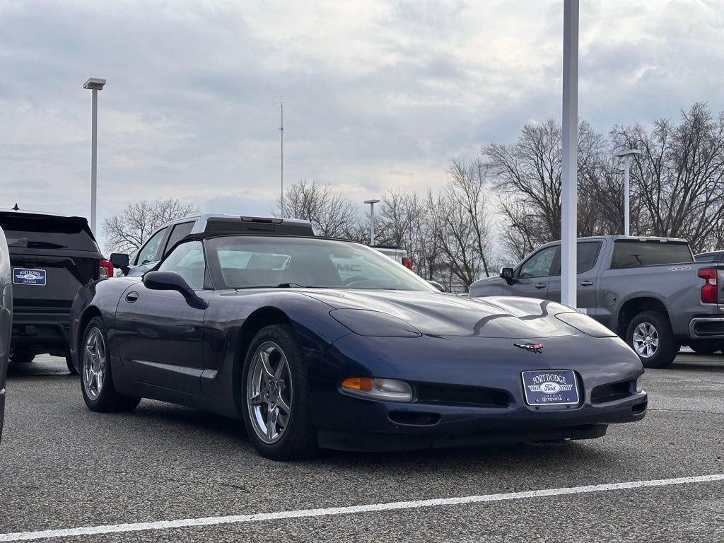 Used 2000 Chevrolet Corvette Convertible w/ Memory Pkg RWD image 6