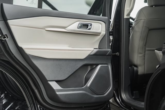 New 2026 Ford Explorer Active w/ Active Comfort Package RWD image 45