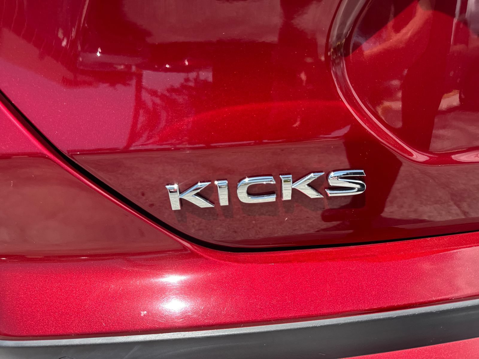 Used 2021 Nissan Kicks SV FWD image 15