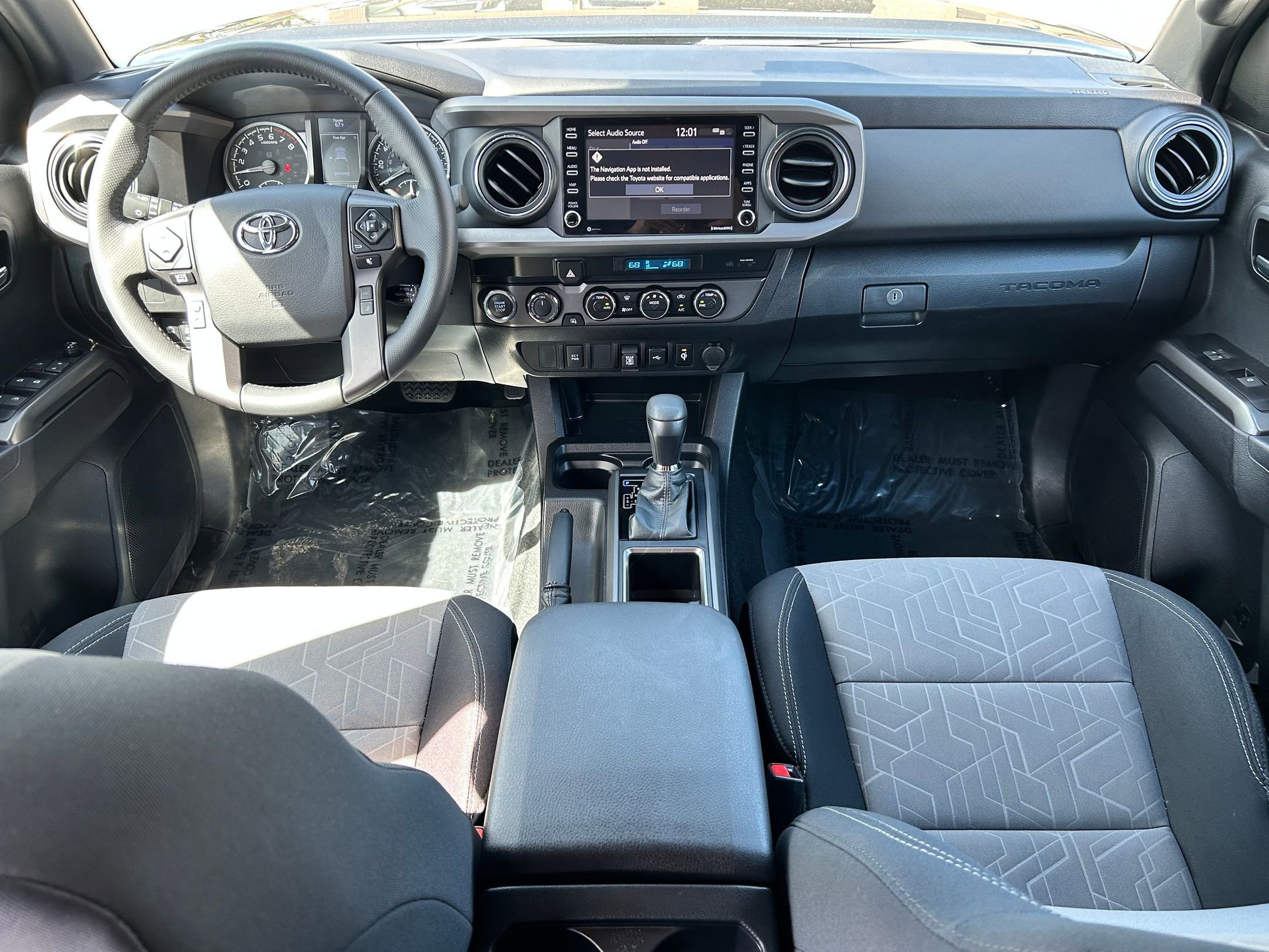 Used 2023 Toyota Tacoma TRD Off-Road image 21