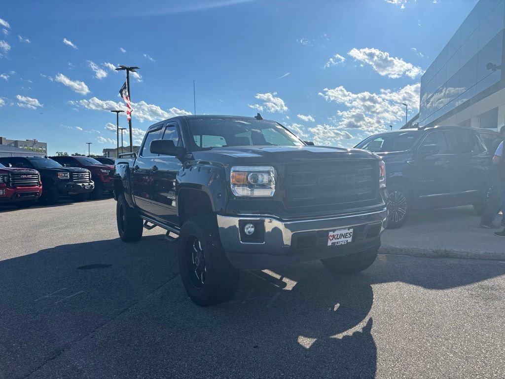 Used 2015 GMC Sierra 1500 SLE w/ SLE Value Package AWD/4WD image 1