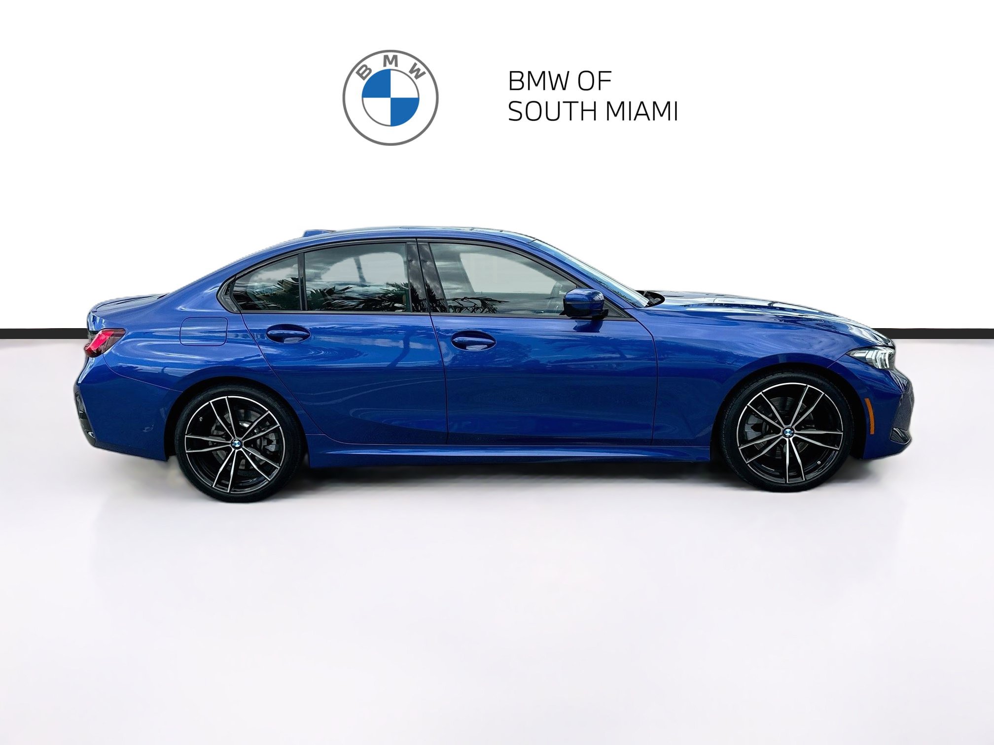 Used 2024 BMW 330i Sedan w/ M Sport Package RWD image 8