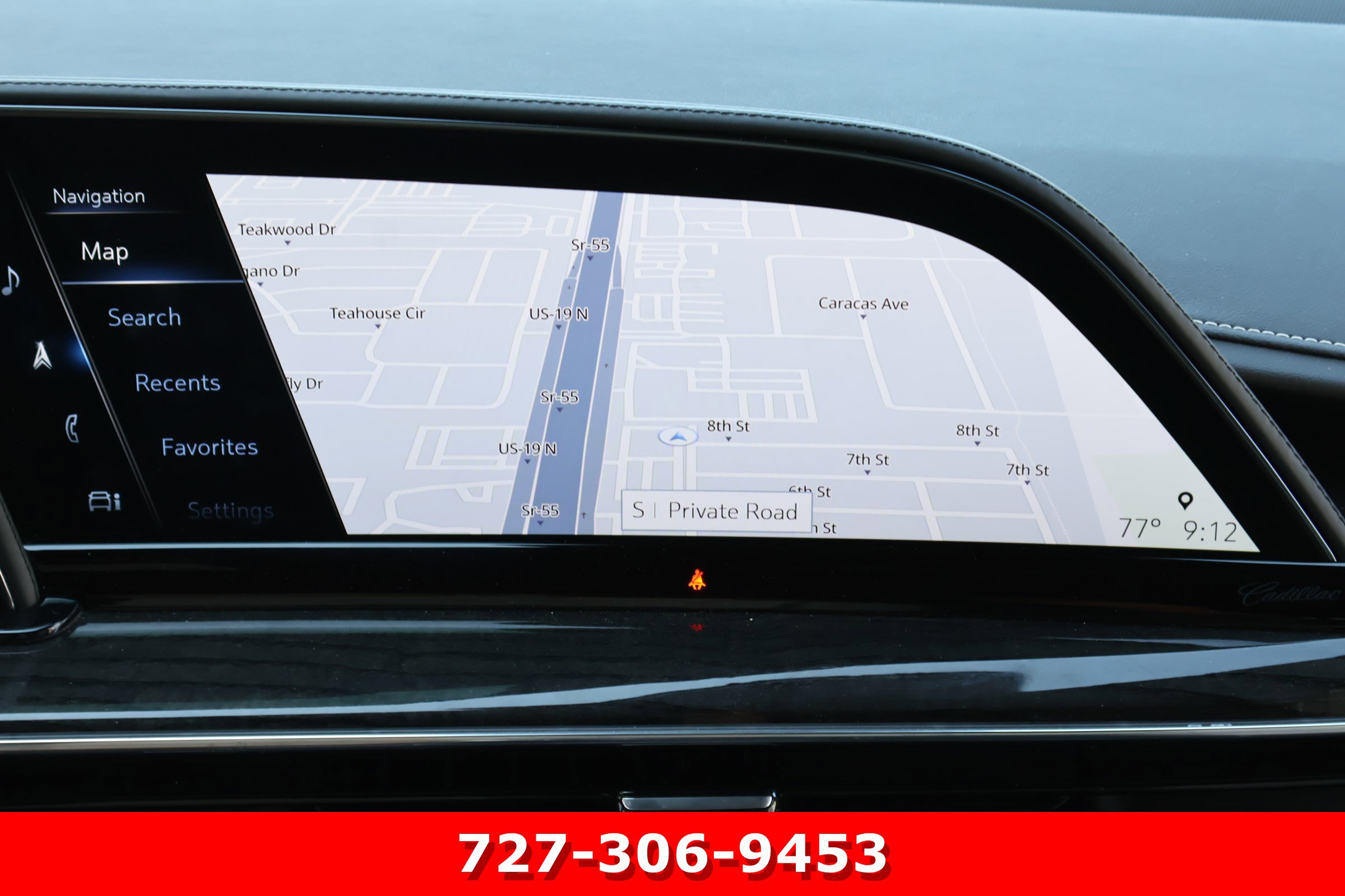Used 2021 Cadillac Escalade Premium Luxury RWD image 3