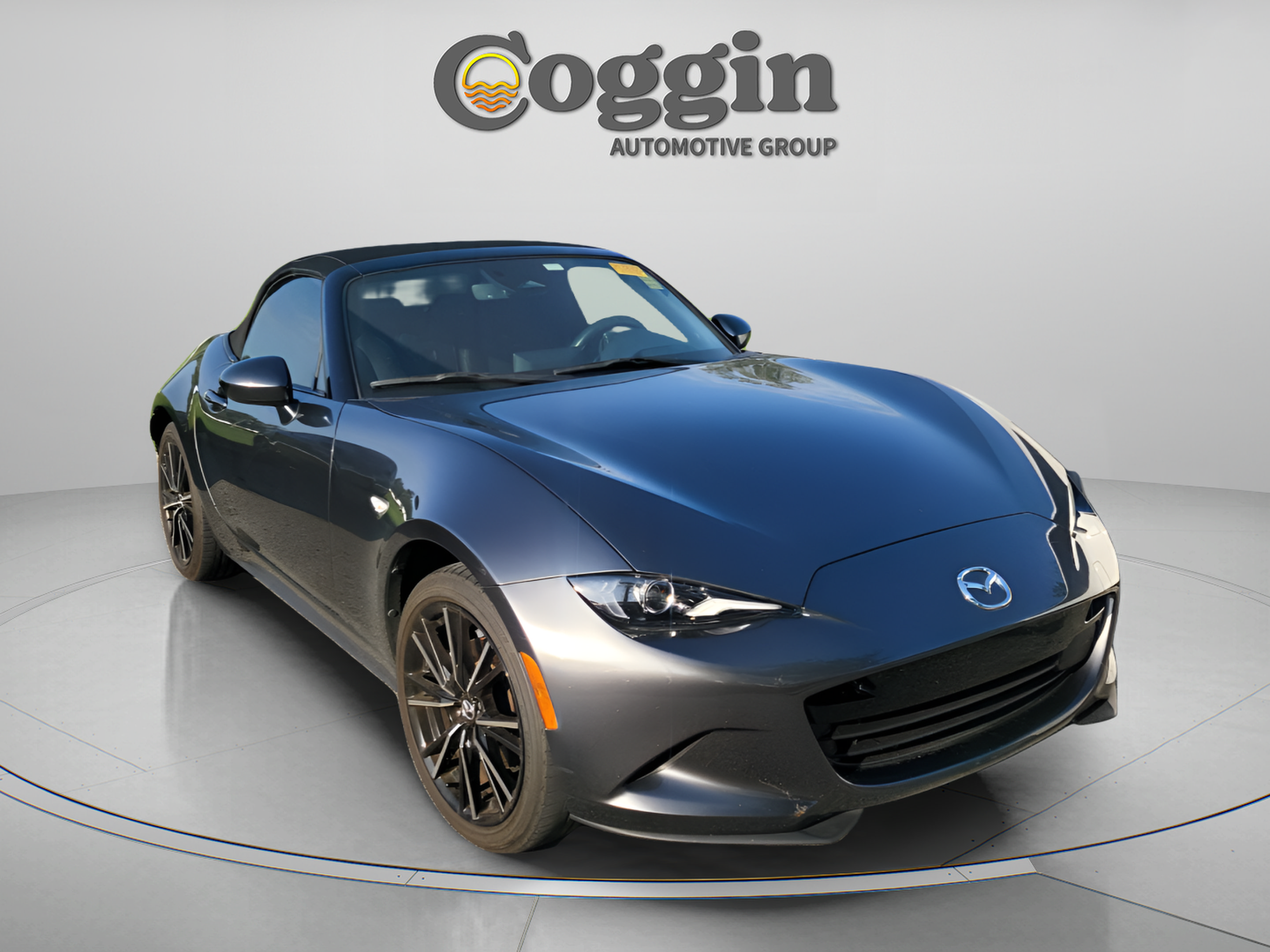 Used 2024 MAZDA MX-5 Miata Grand Touring w/ Weather Package RWD image 9