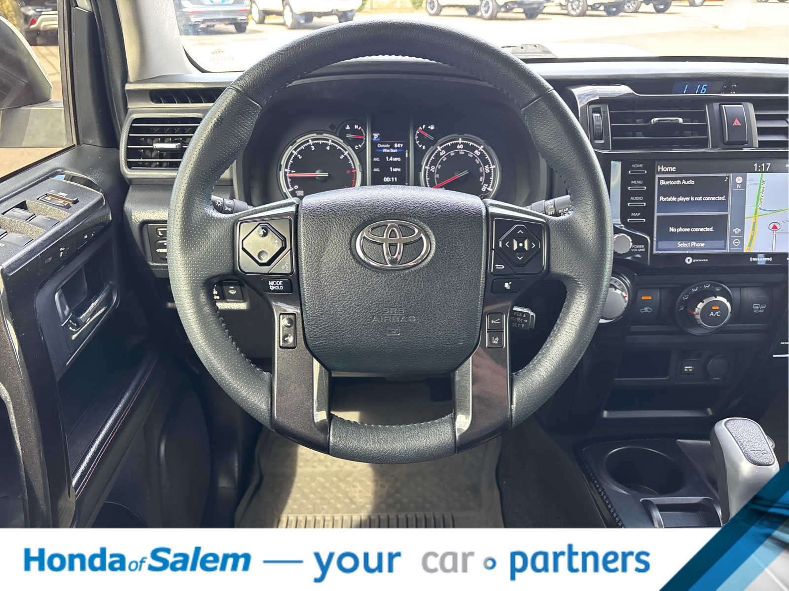Used 2022 Toyota 4Runner TRD Off-Road Premium AWD/4WD image 15