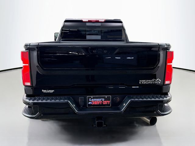 Used 2025 Chevrolet Silverado 2500 High Country w/ Technology Package image 9