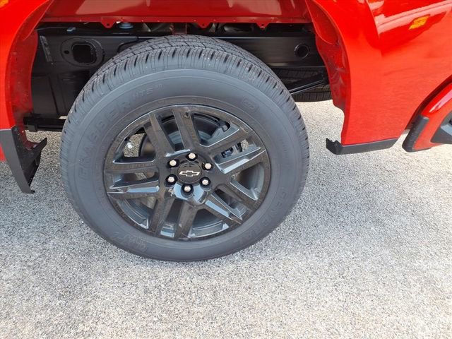 New 2026 Chevrolet Silverado 1500 Custom w/ LPO, Dark Essentials Package image 16