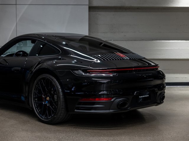 Used 2024 Porsche 911 Carrera 4S image 24