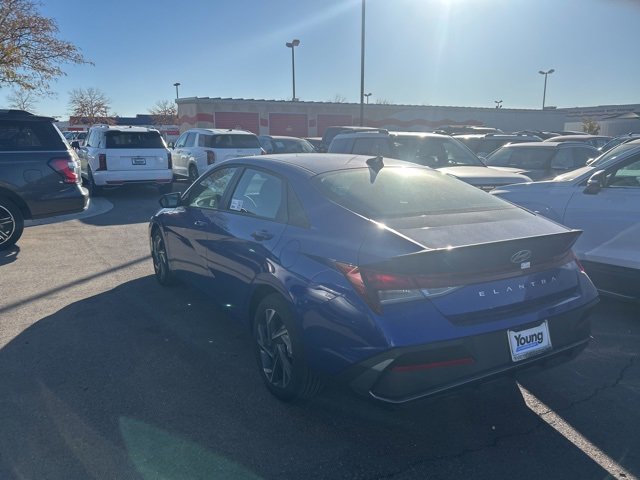 Used 2025 Hyundai Elantra Sport image 6