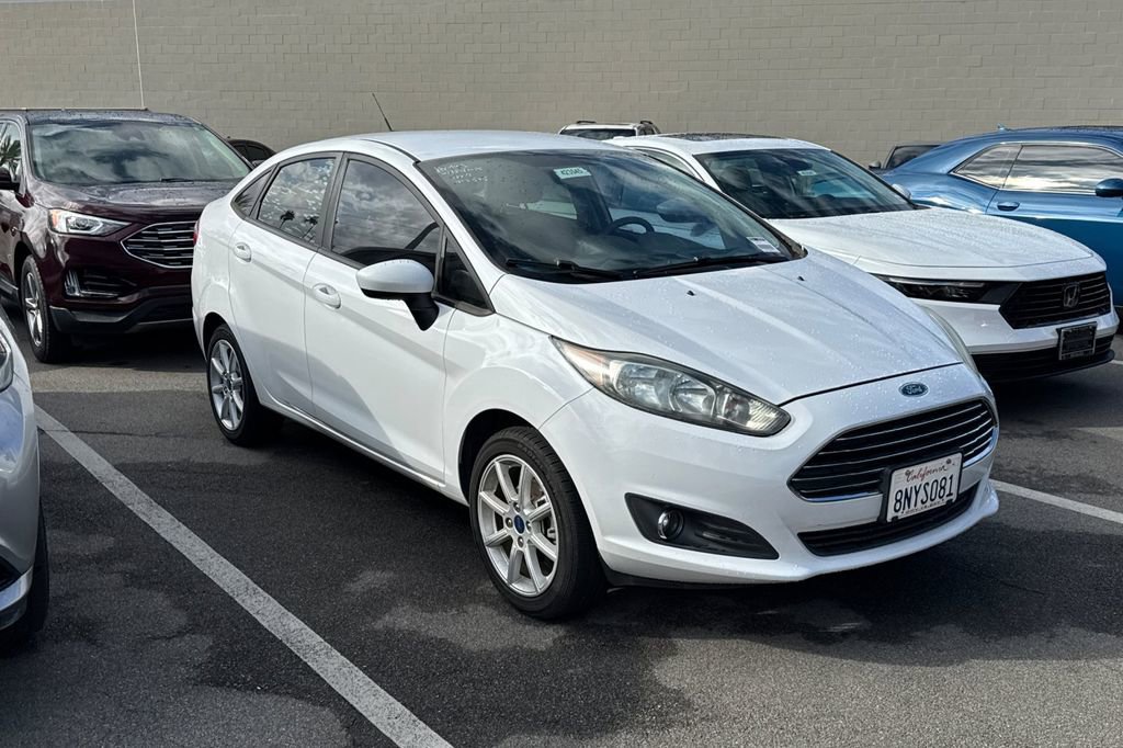 Used 2018 Ford Fiesta SE w/ Equipment Group 201A image 2
