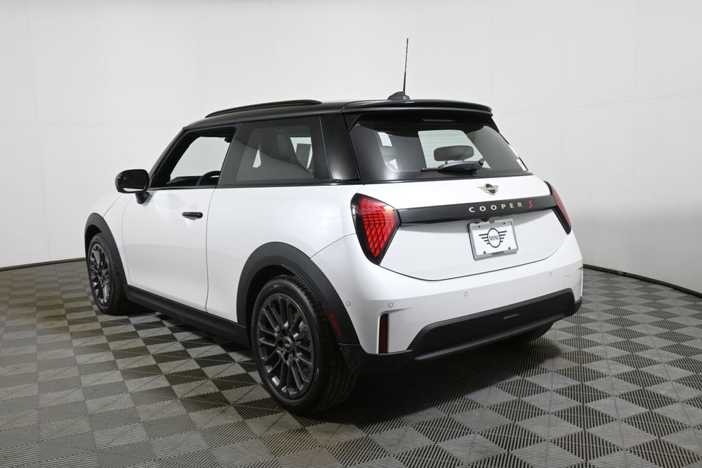 New 2026 MINI Cooper S image 5