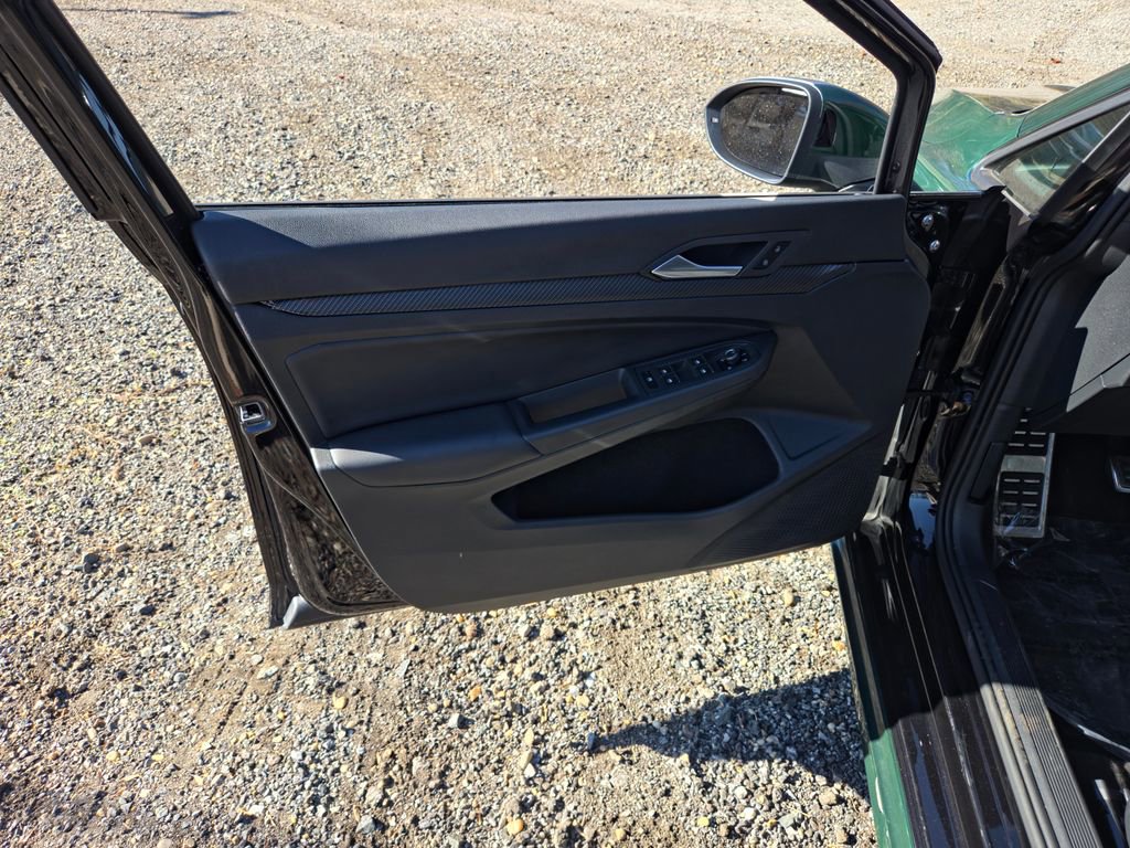 Used 2024 Volkswagen Golf R image 19