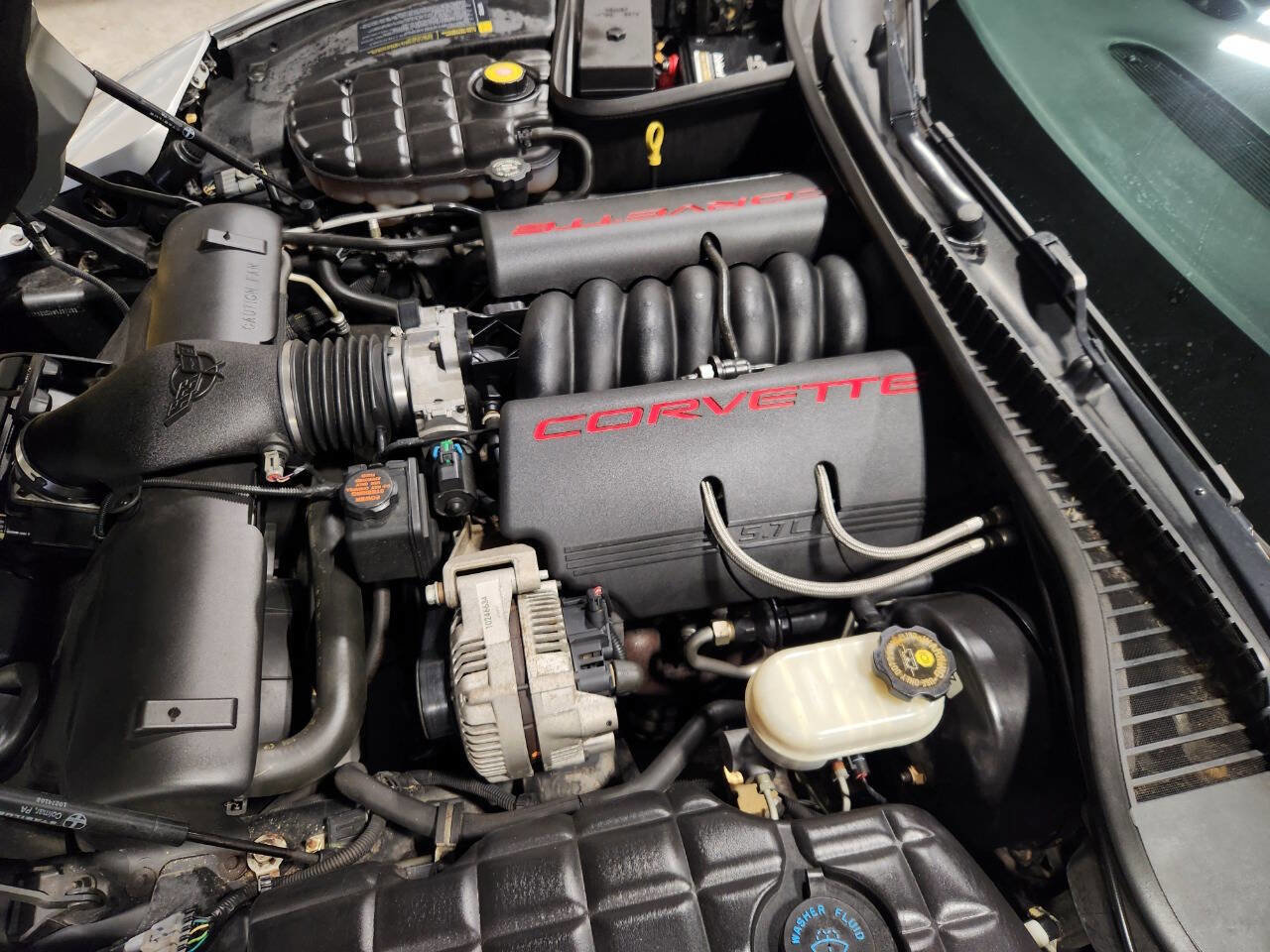 Used 1998 Chevrolet Corvette Coupe w/ Roof Pkg image 14