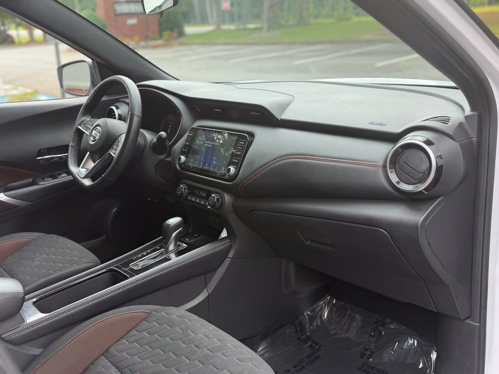 Used 2021 Nissan Kicks SR FWD image 18