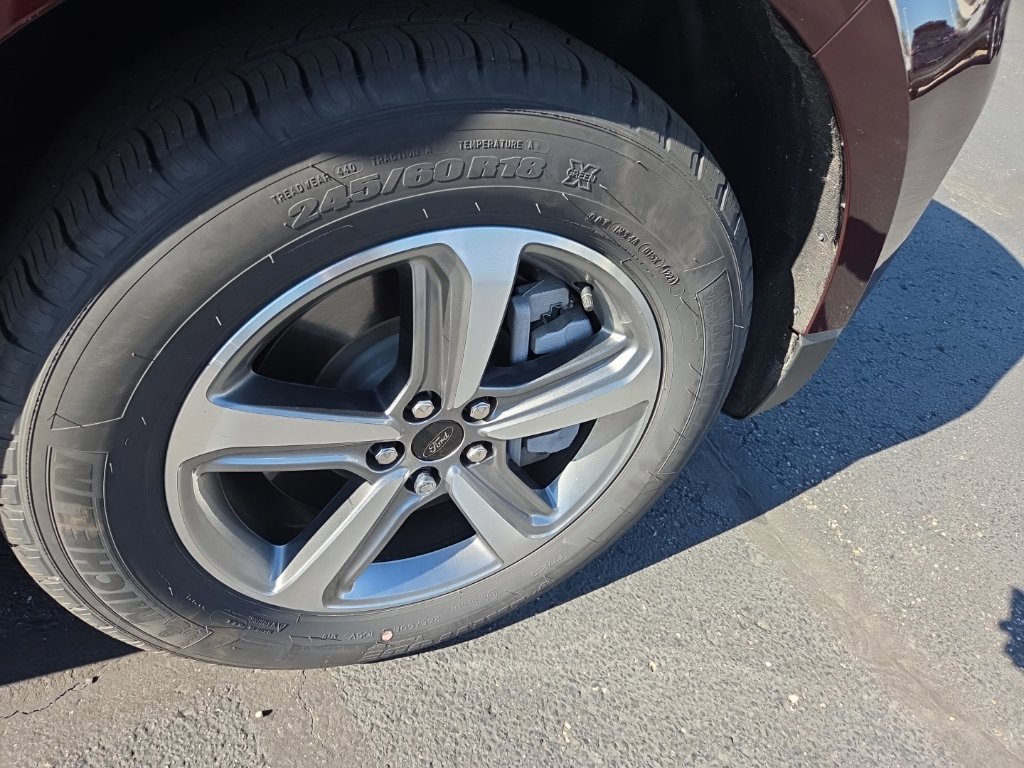 Certified 2024 Ford Edge SEL w/ Convenience Package AWD/4WD image 4