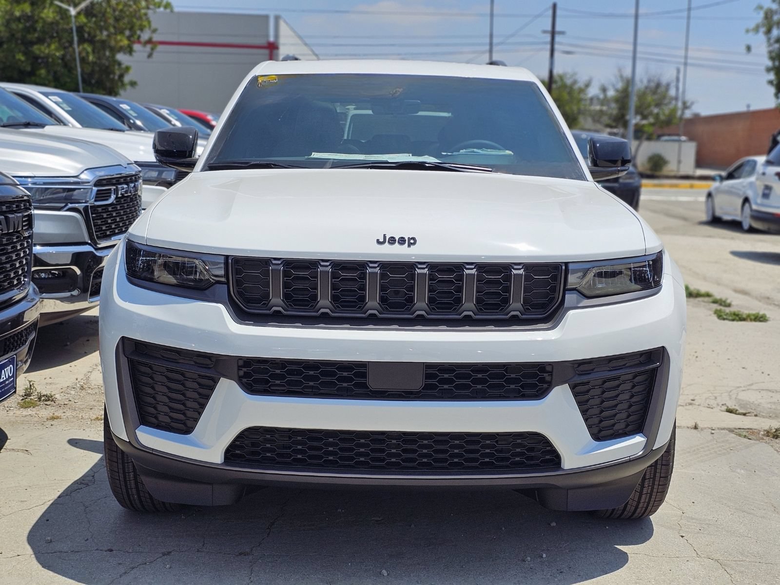 New 2026 Jeep Grand Cherokee Altitude RWD image 2