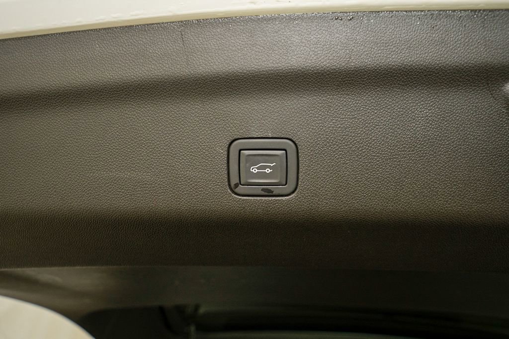 Used 2023 Chevrolet Tahoe RST w/ Luxury Package image 6