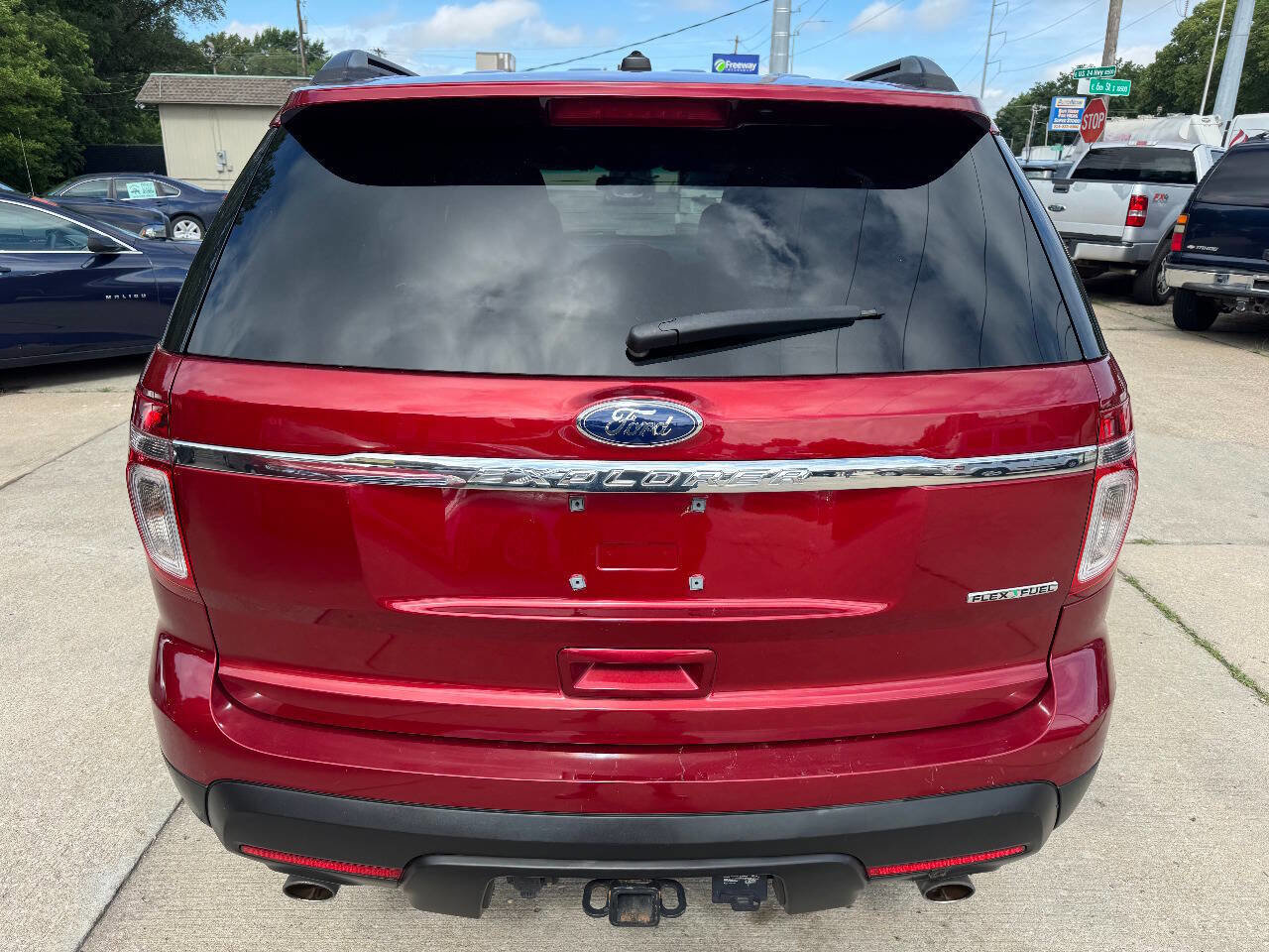 Used 2013 Ford Explorer FWD w/ Class III Trailer Tow Pkg image 6