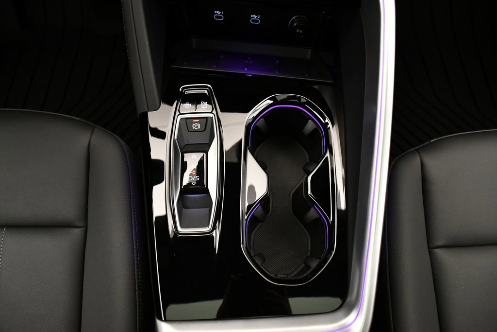 Used 2025 Audi Q5 Premium w/ Convenience Package image 29