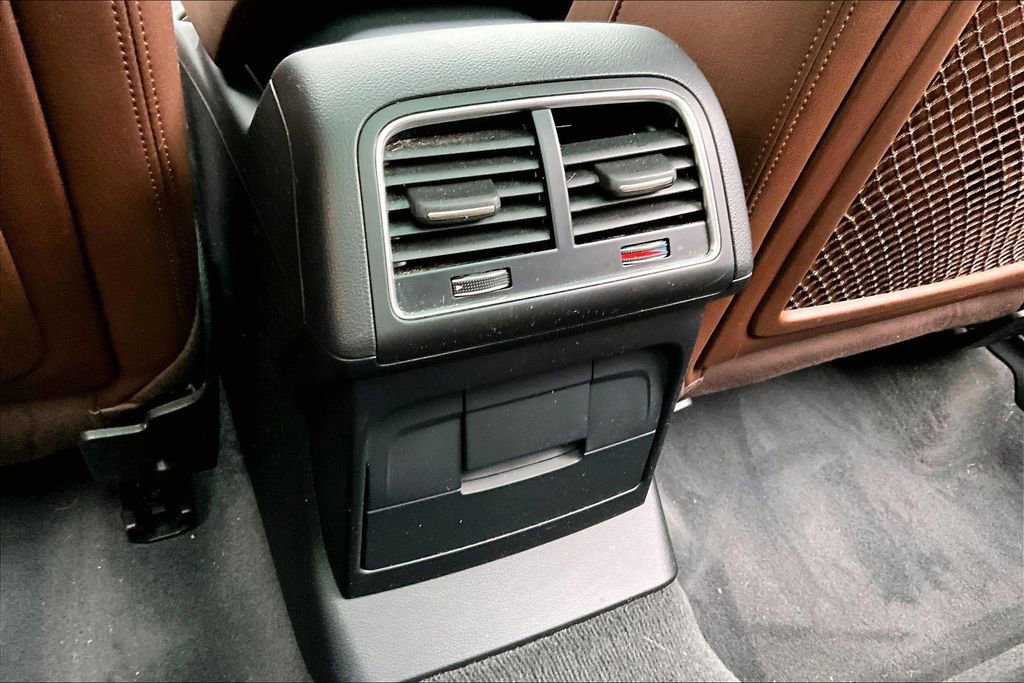 Used 2017 Audi Q5 2.0T Premium Plus w/ Technology Package image 10