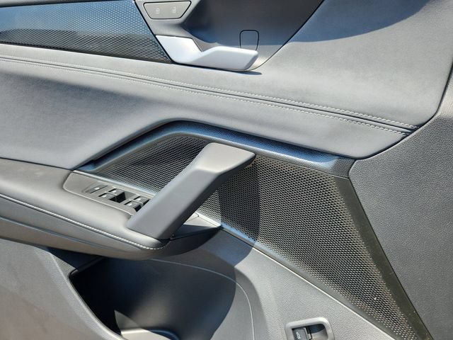 New 2026 Volkswagen Tiguan SE AWD/4WD image 6