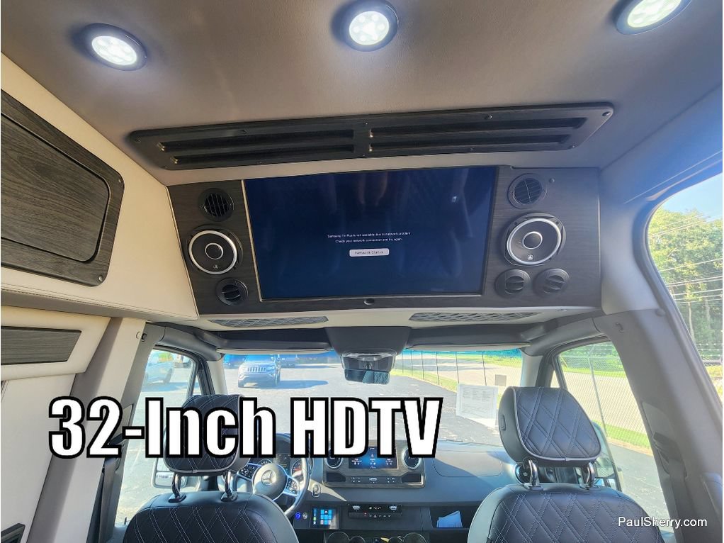 Used 2024 Mercedes-Benz Sprinter 3500 image 47