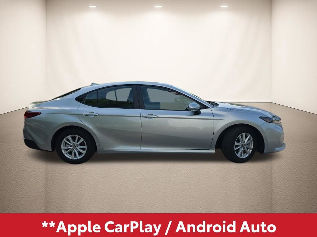 Used 2026 Toyota Camry LE video 3