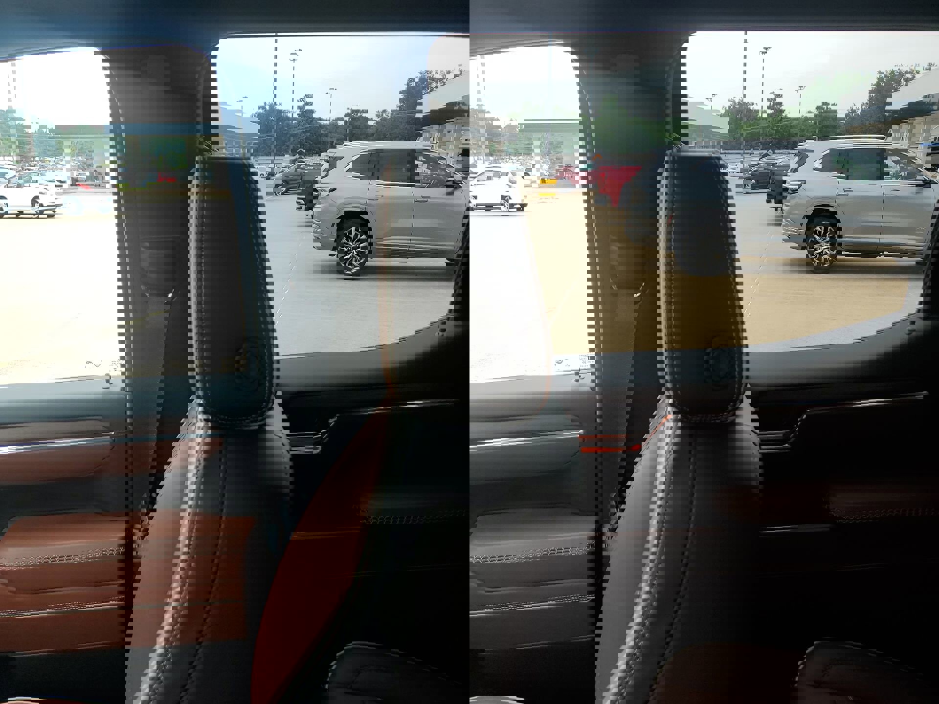 Used 2024 GMC Sierra 1500 Denali Ultimate image 12