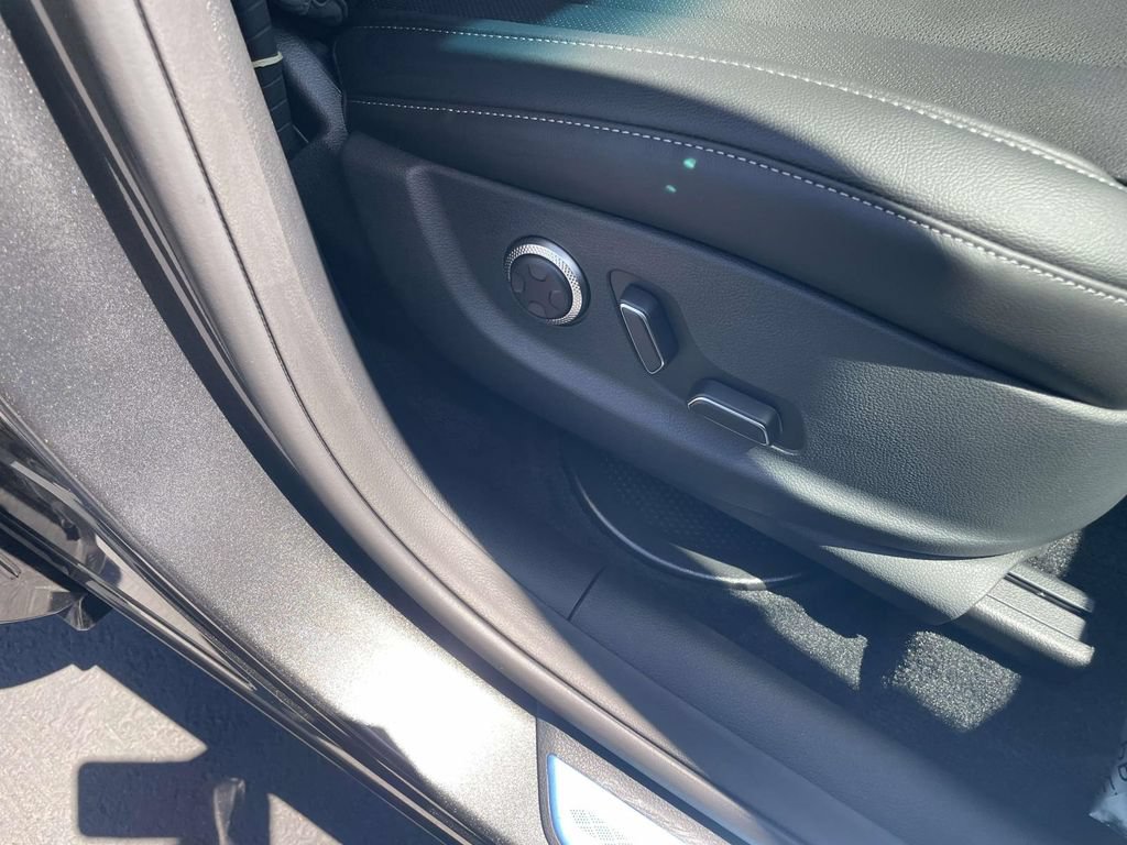 New 2026 Genesis GV80 2.5T Select AWD/4WD image 28