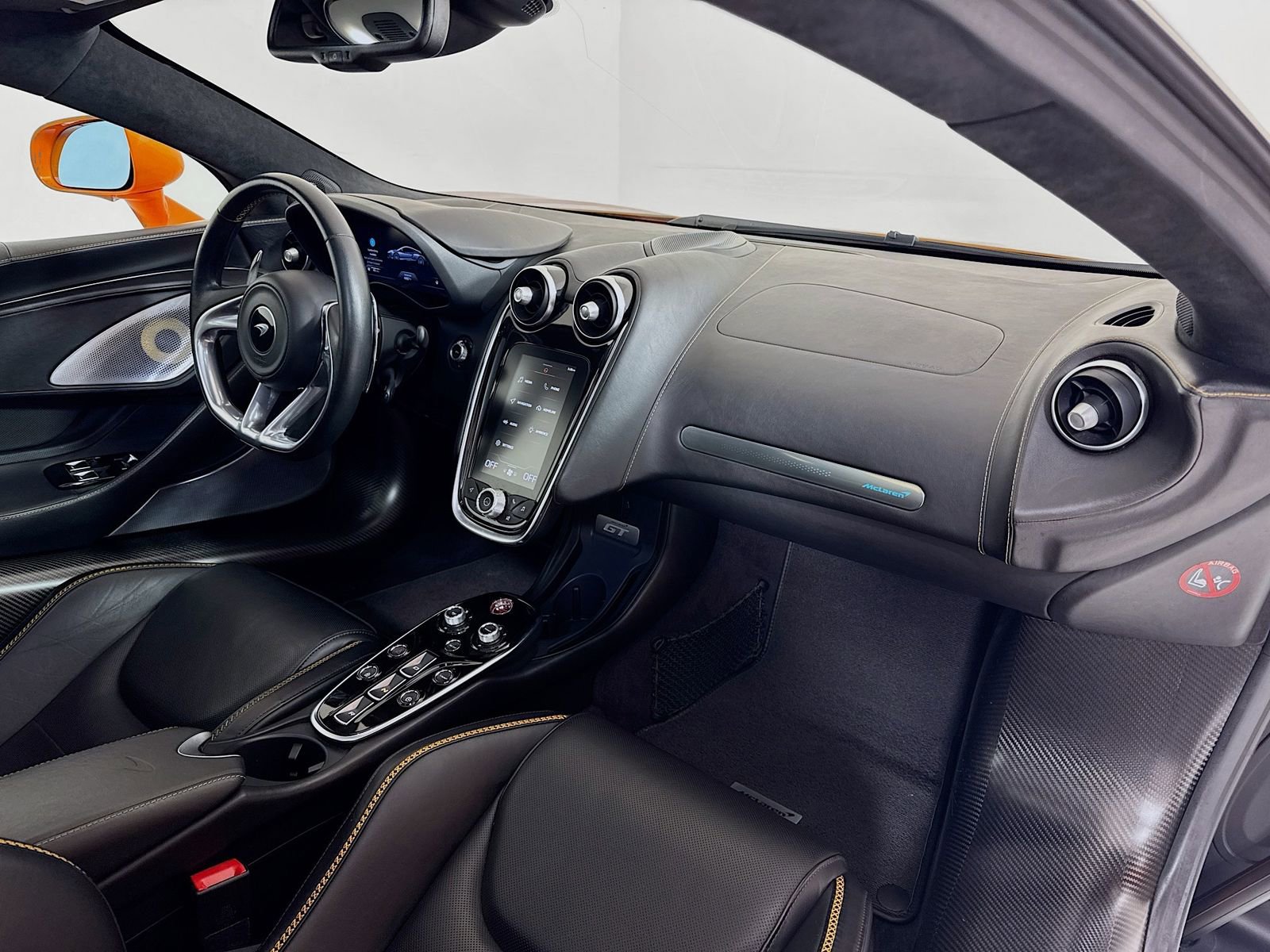 Used 2023 McLaren GT image 24